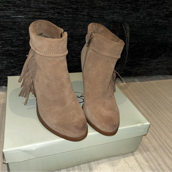 Jessica Simpson Taupe Fringe Ankle Booties - Picture 1 of 4